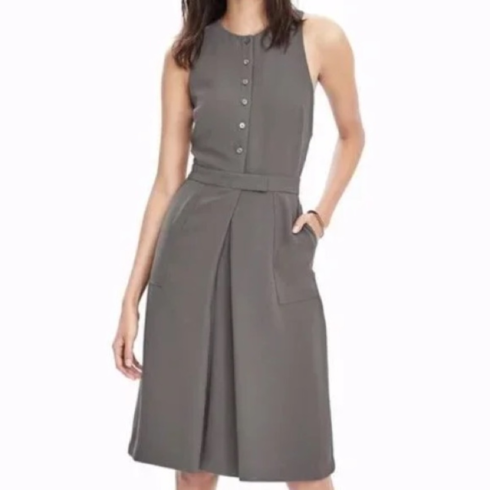 Banana Republic Gray Button-Front Sleeveless Dress